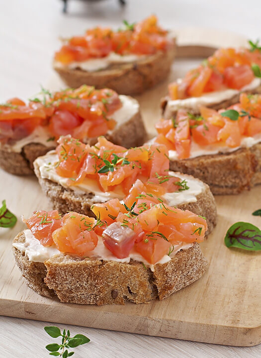 Montaditos de Salmón